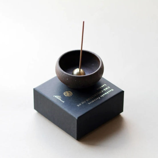 Wabi Sabi Mud Clay Incense Bowl | with Gold Dome
